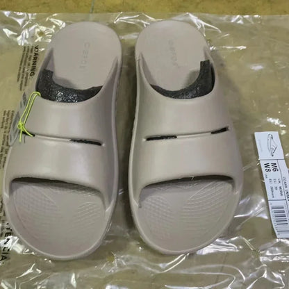 733624405-53